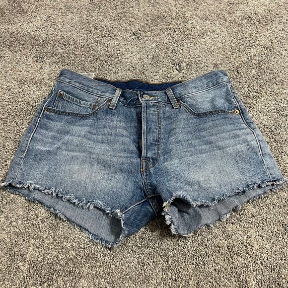 Levi’s Women’s Button Fly 501 Shorts size 30 - Picture 1 of 6